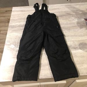 Kids overall snow pants
